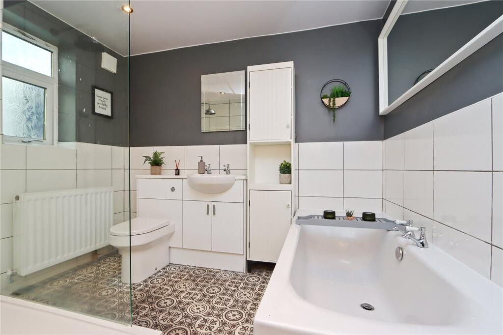 25 Beech Grove Terrace South, Ryton, Tyne and Wear NE40 4TW - More