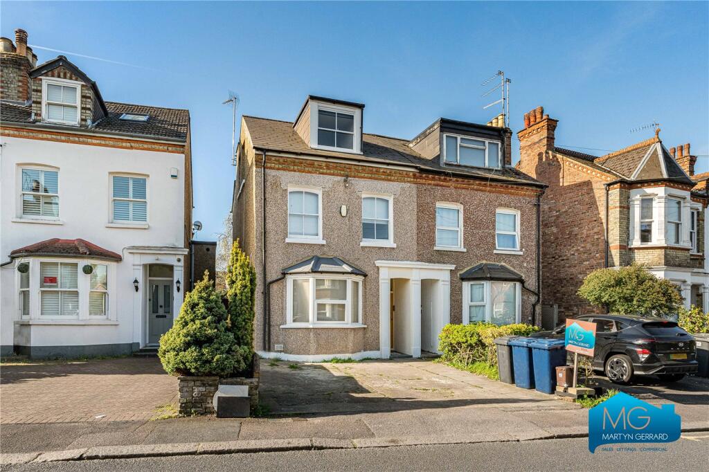 Main image of property: Victoria Road, New Barnet, Hertfordshire, EN4