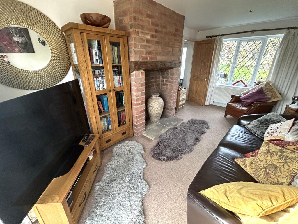 Sykes Avenue, Mirfield, WF14 0QE photo 3