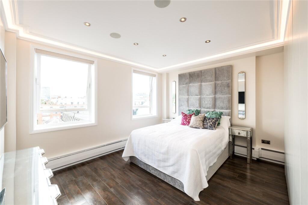Apartment in London - View 5