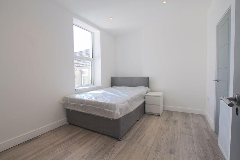 Apartment in Cardiff - View 5