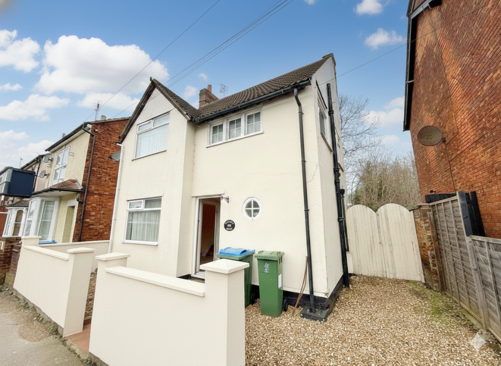 Main image of property: Cambridge Street, Aylesbury, Buckinghamshire, HP20