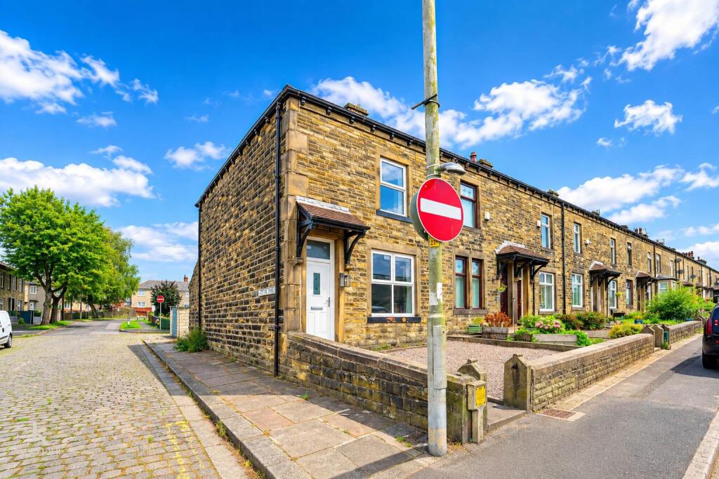 Main image of property: Skipton Road, Colne