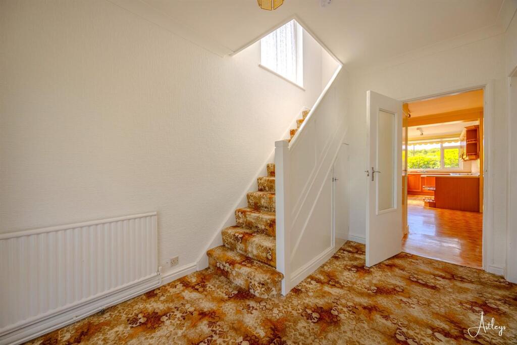 House in Manselfield, Holtsfield, Bishopston - View 4