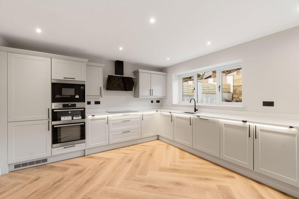 Additional image 3 of Thornton Road, Thornton