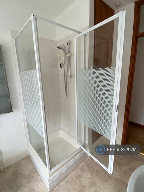 Additional image 5 of High Street, Street, BA16