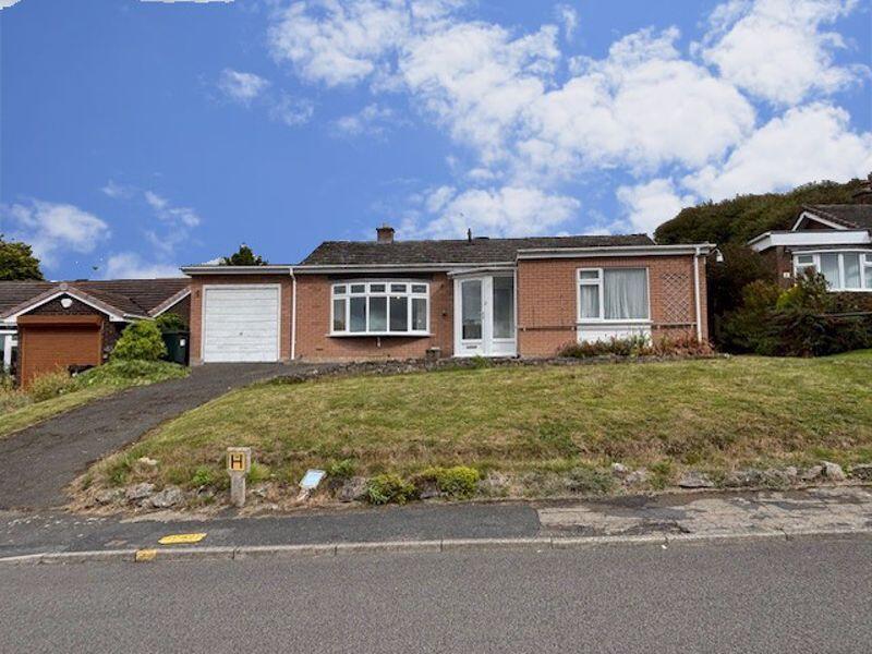 3-bed detached on Walton Avenue, Much Wenlock, £350,000