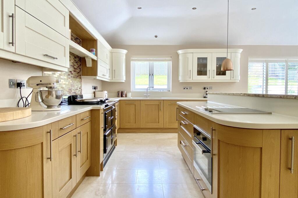 Arundell, Mawgan Porth, TR8 photo 3