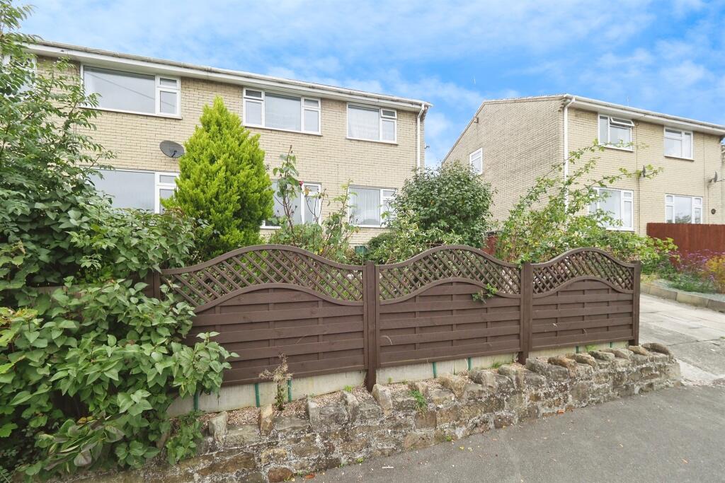 2-bed semi-detached on Hurst Rise, Matlock, £130,000