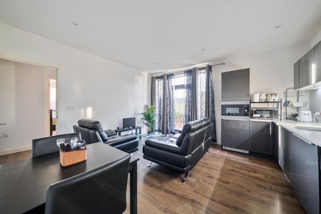 Main image of property: Hanworth Lane, Chertsey, KT16