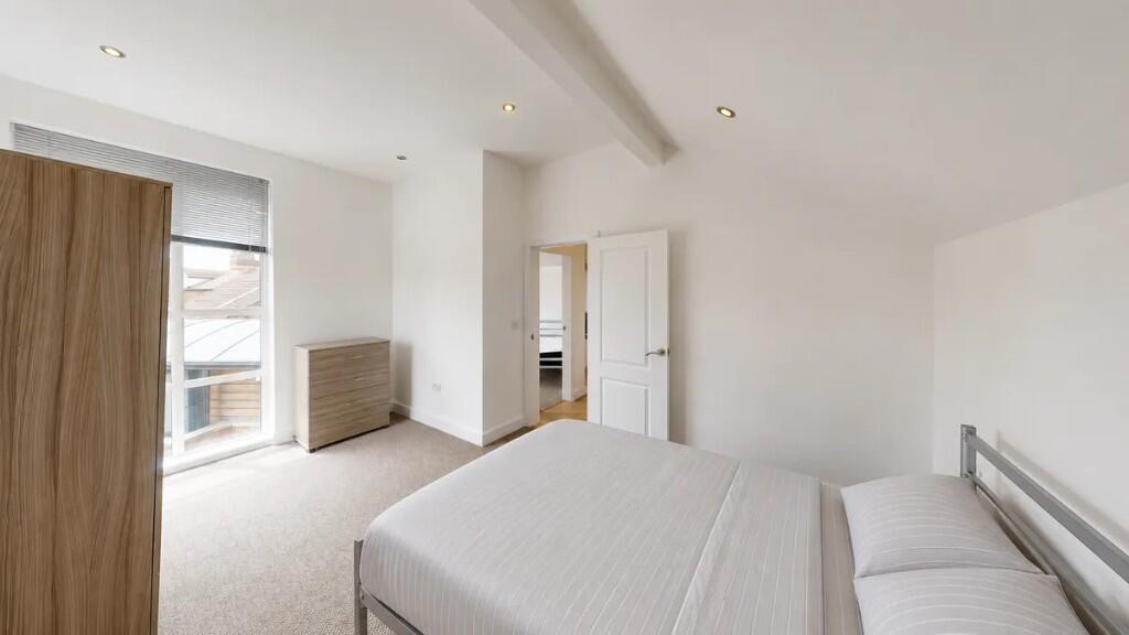Apartment in Manchester - More