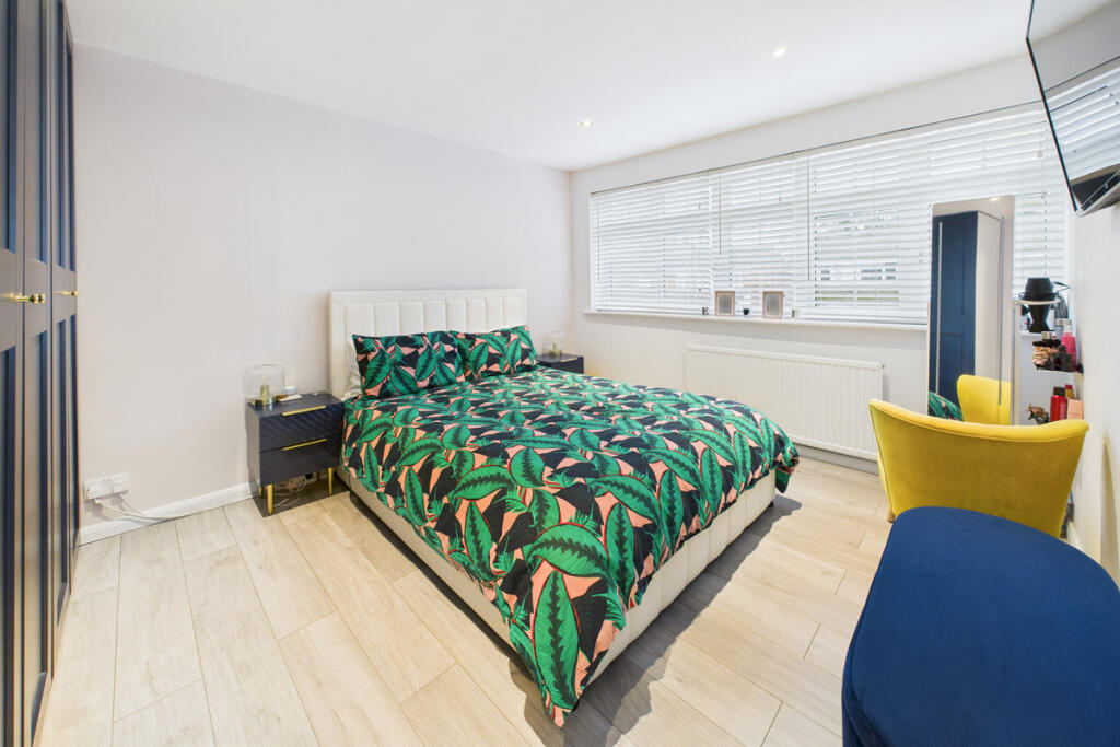 House in Dacorum, Woodhall Farm - View 6