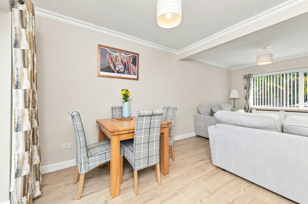 House in Leeds, Mill Green, Swarcliffe - View 4