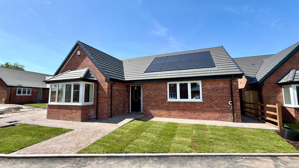 Main image of property: Lyttleton Gate, Studley, Warwickshire, B80