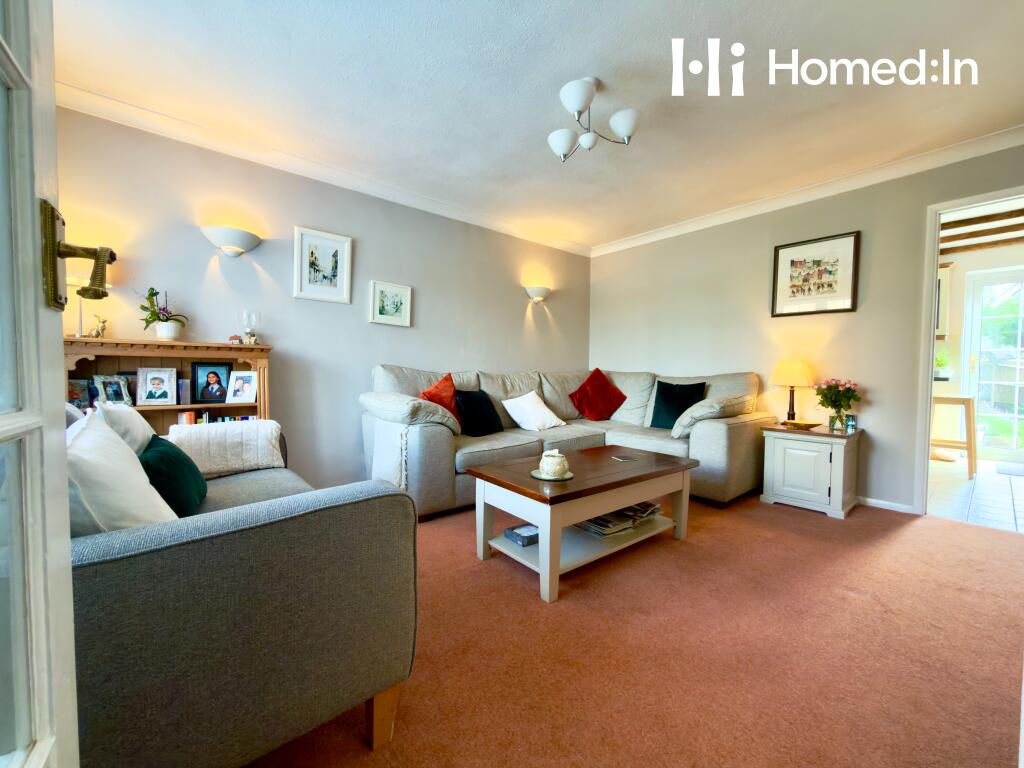 House in Horsham, Southwater - View 4