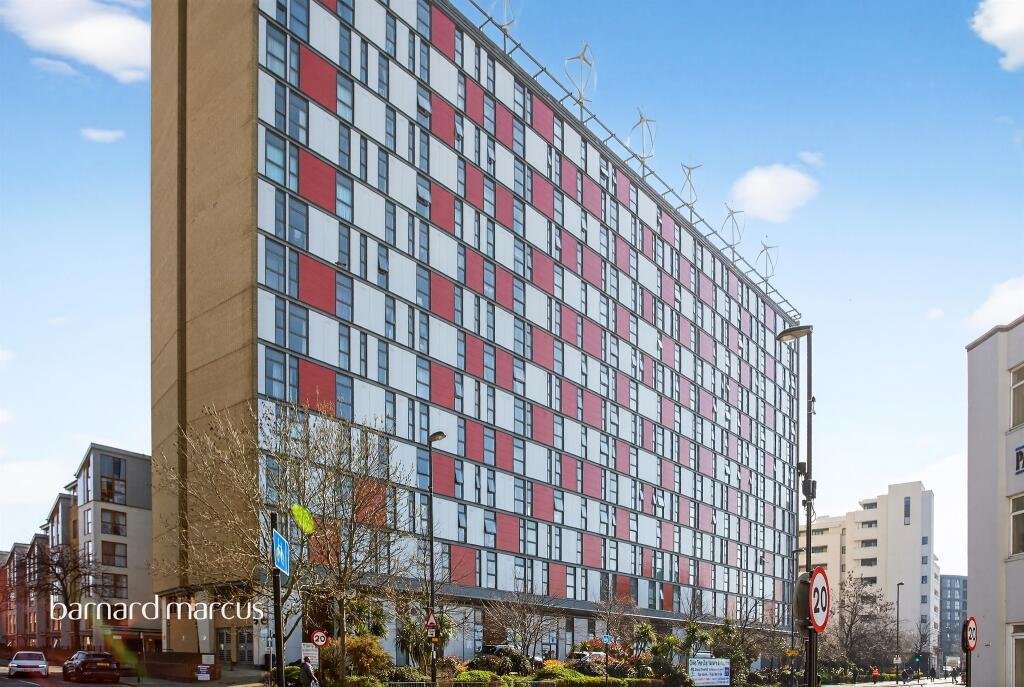 Main image of property: London Road, Croydon