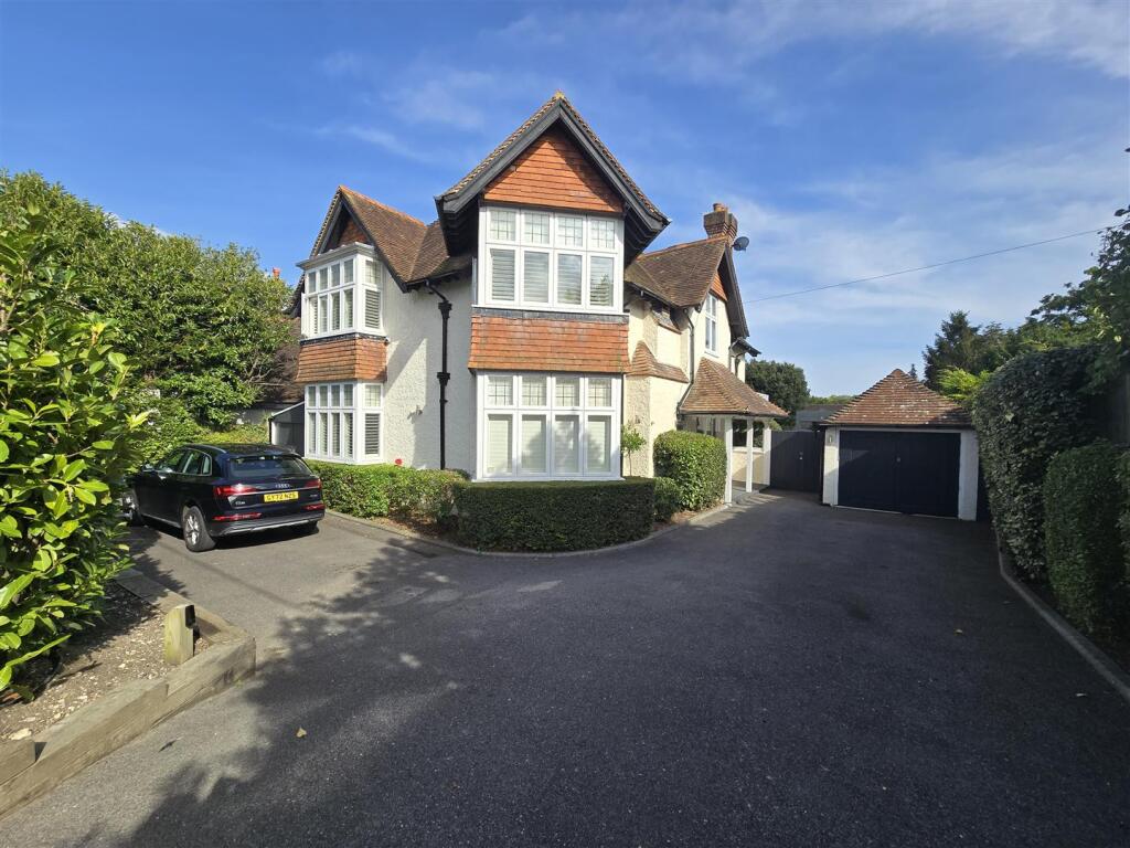 Main image of property: Goring Road, Steyning