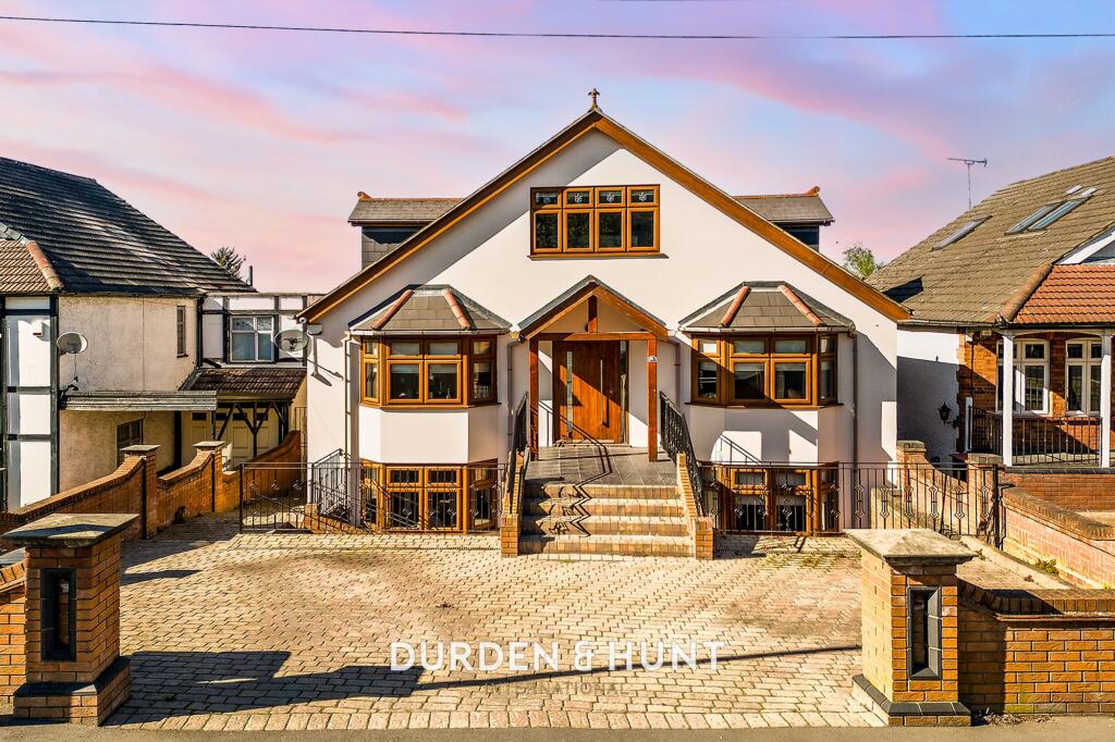 Main image of property: Manor Road, Chigwell, IG7