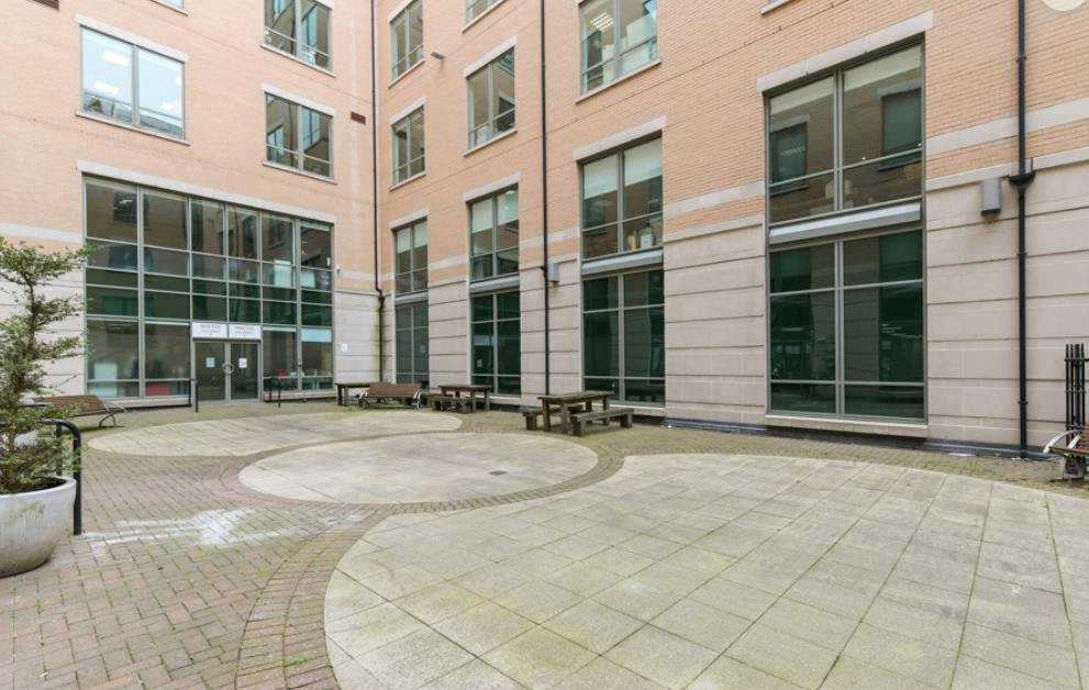 Courtyard 1.png