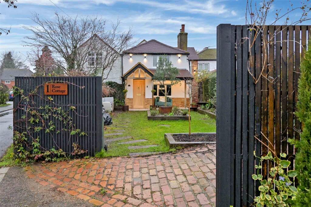 Main image of property: Orchard Road, Seer Green, Beaconsfield, Buckinghamshire, HP9