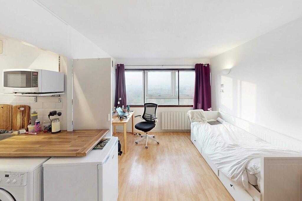 Main image of property: Seven Sisters Road, London