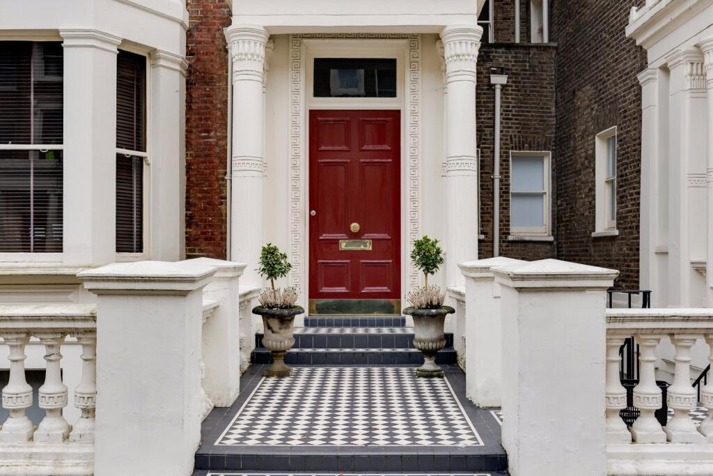 Main image of property: Randolph Crescent, Little Venice, W9