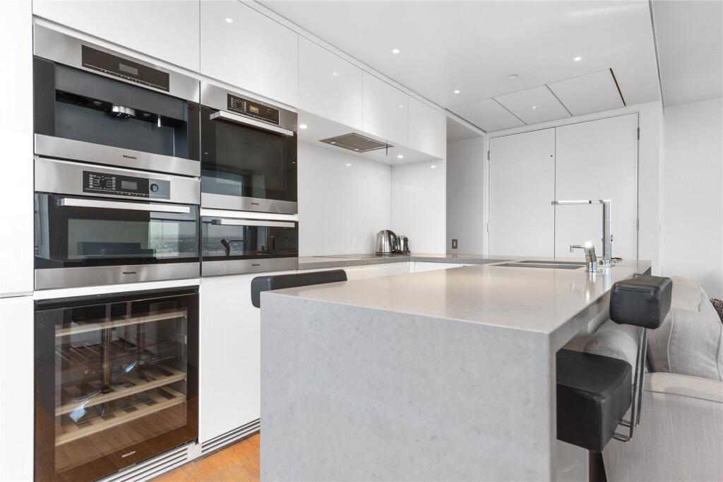Apartment in London, Barbican, City of London - View 2