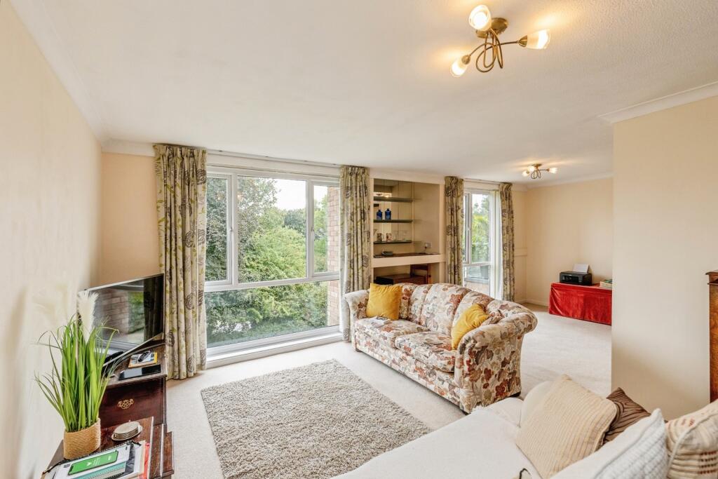 Apartment in Bristol, Leigh Woods - View 2