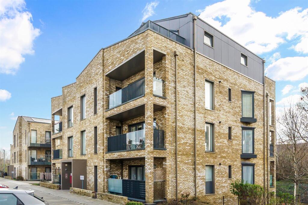 Main image of property: Breakspear Gardens, Colliers Wood