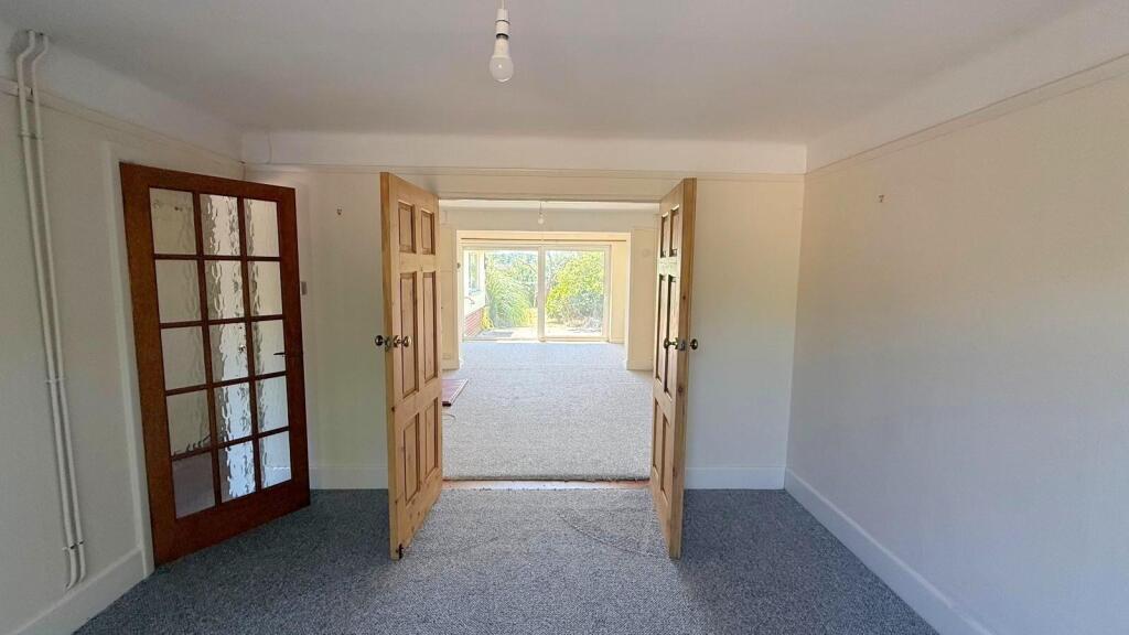 Main Road, Brighstone, Newport - View 6