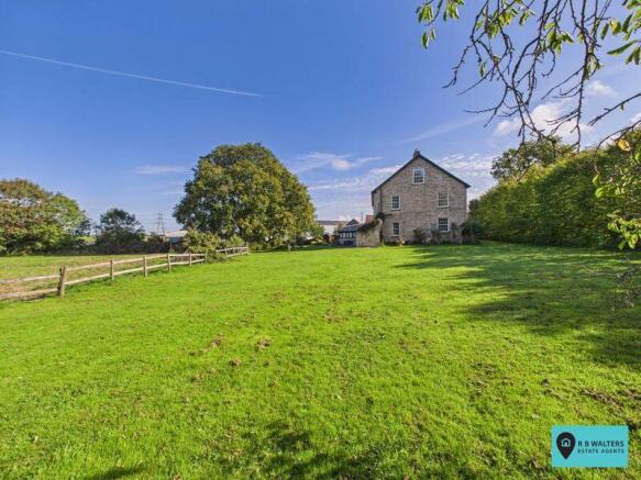Gardens/Farmhouse
