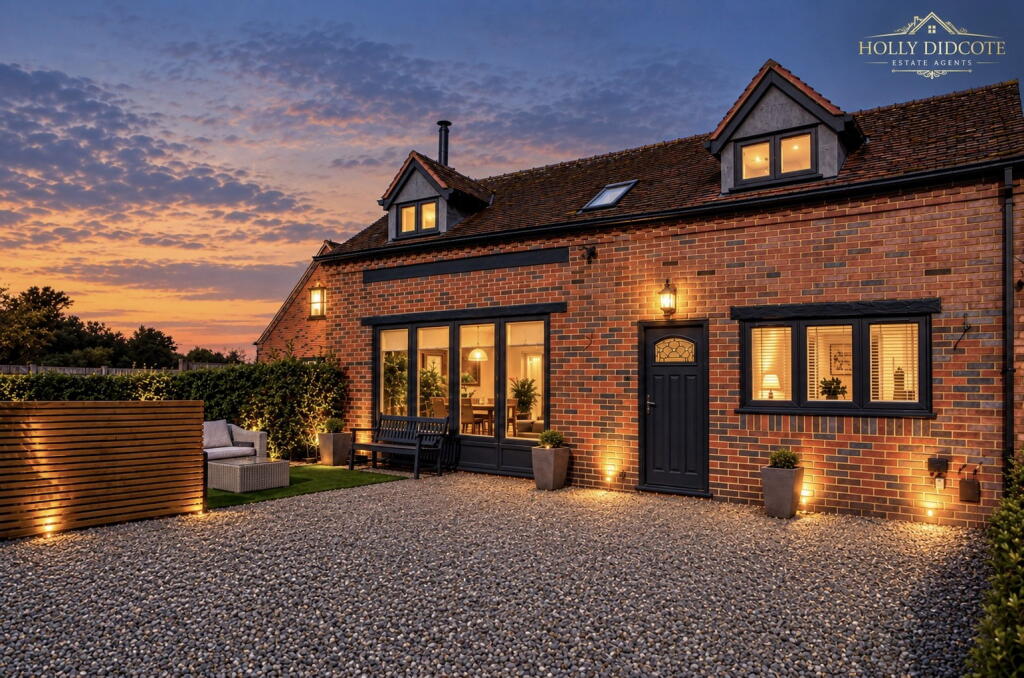 2-bed house on Barnes Wood Lane, Coleshill, Birmingham, B46 2EF, £550,000