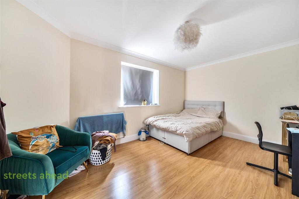 Apartment in London - View 4