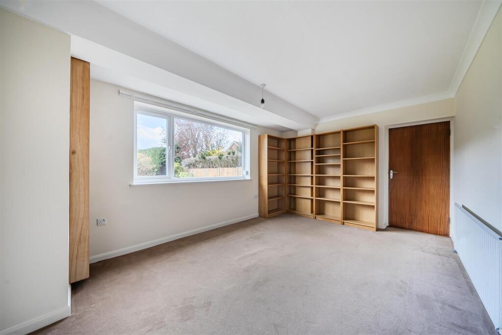 House in Guildford, Surrey - More