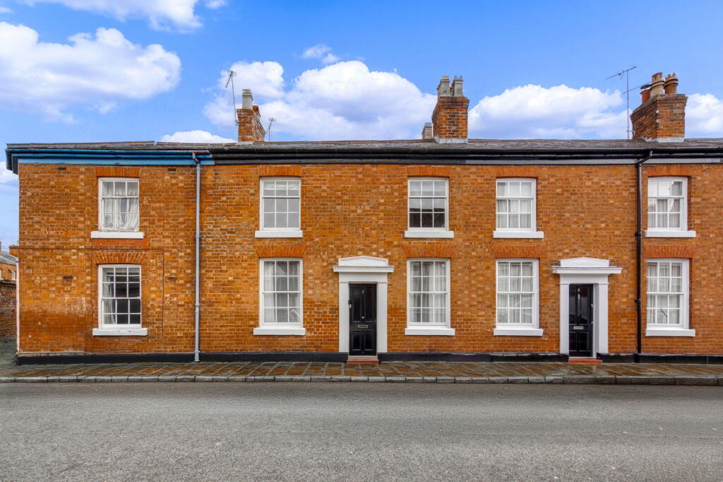 2-bed terraced on Pyecroft Street,Chester,CH4 7HP, £299,950