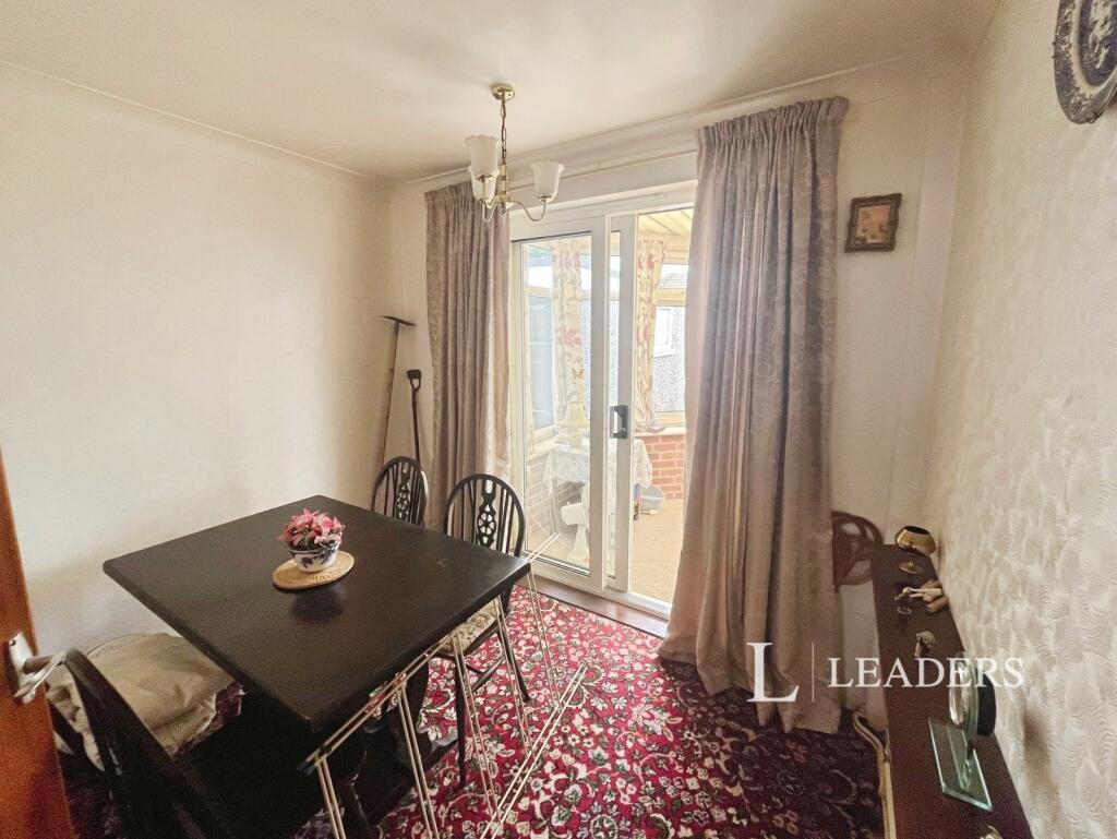 Windsor Avenue, Sutton-in-Ashfield, Nottinghamshire photo 4