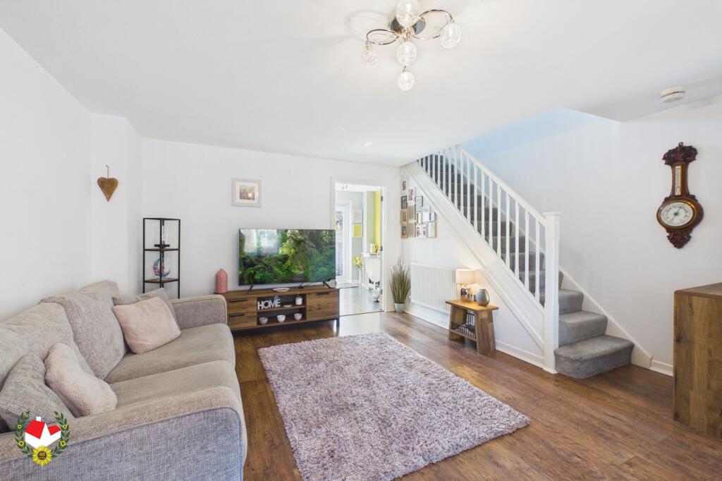 House in Stroud, Bondend, Upton St. Leonards - More