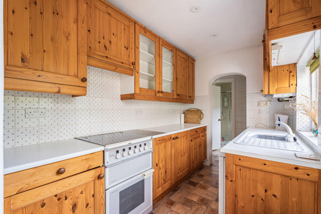House in Waverley, Bramley - View 4