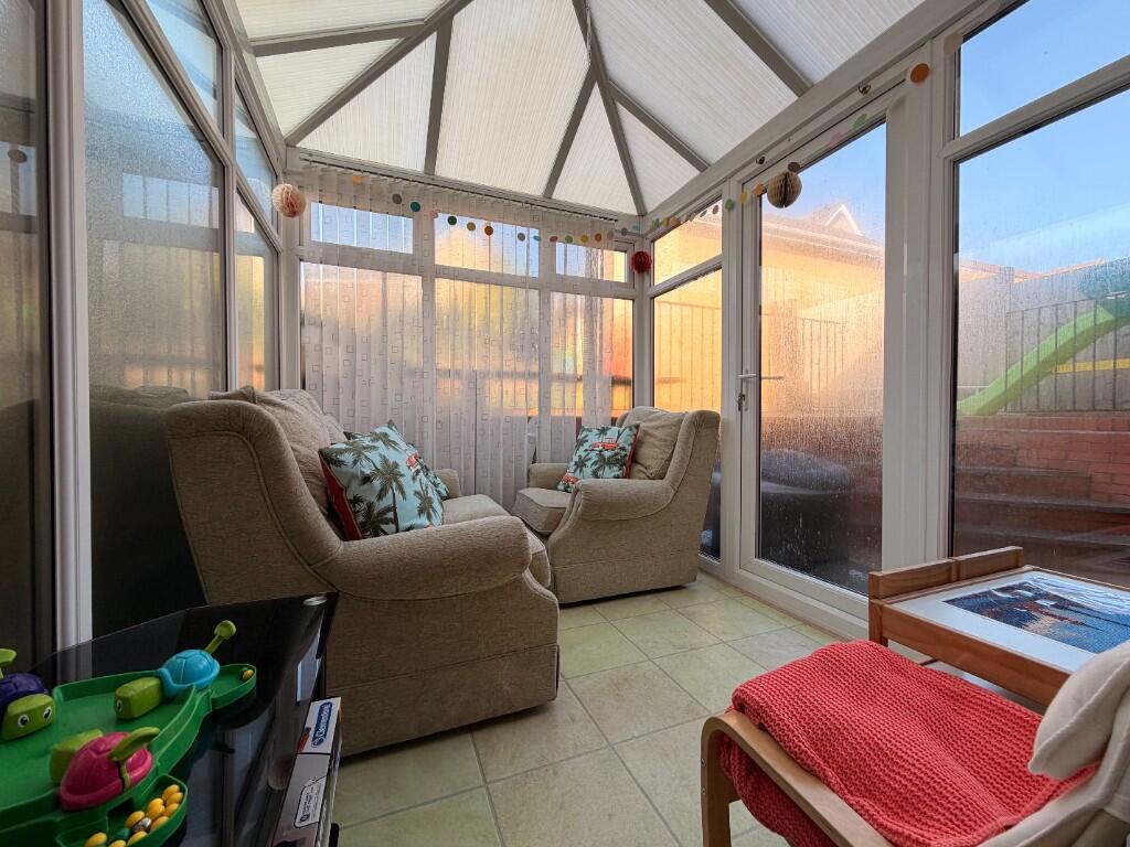 Cherry Tree Close, Halstead, Essex, CO9 2UA photo 3