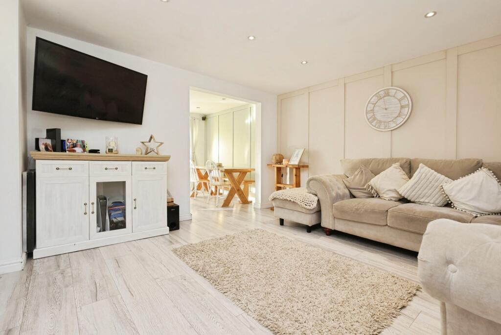 Warrington Drive, BIRMINGHAM, West Midlands, B23 photo 2