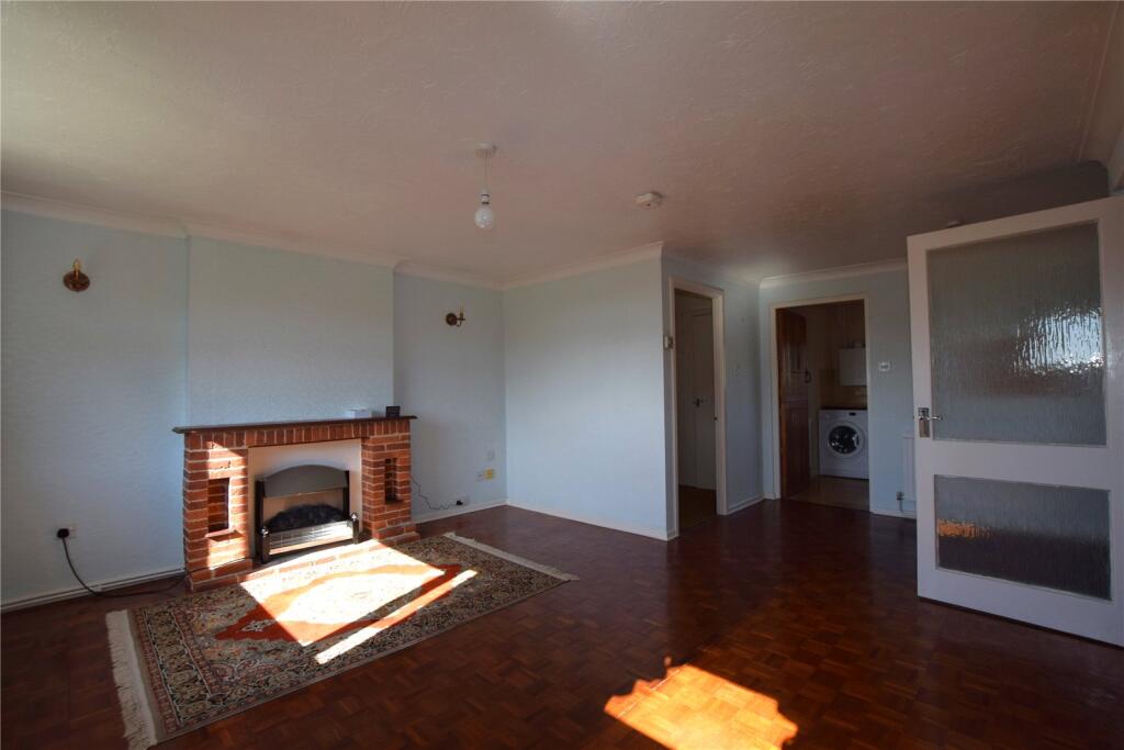 Dove Court, Alton, Hampshire, GU34 - View 5