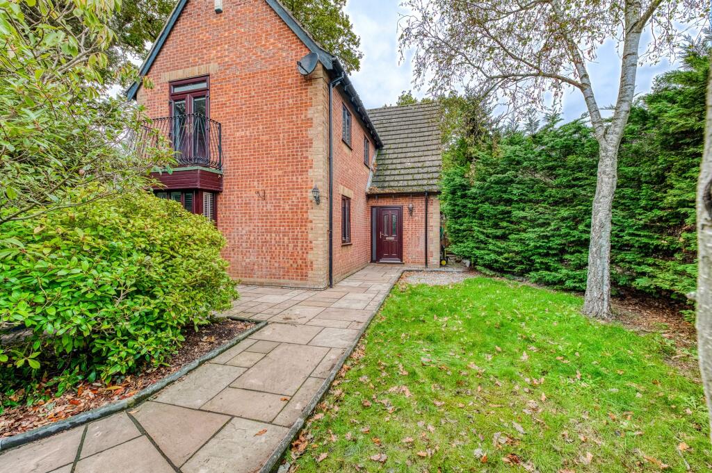 Cotman Drive, Bradwell photo 2