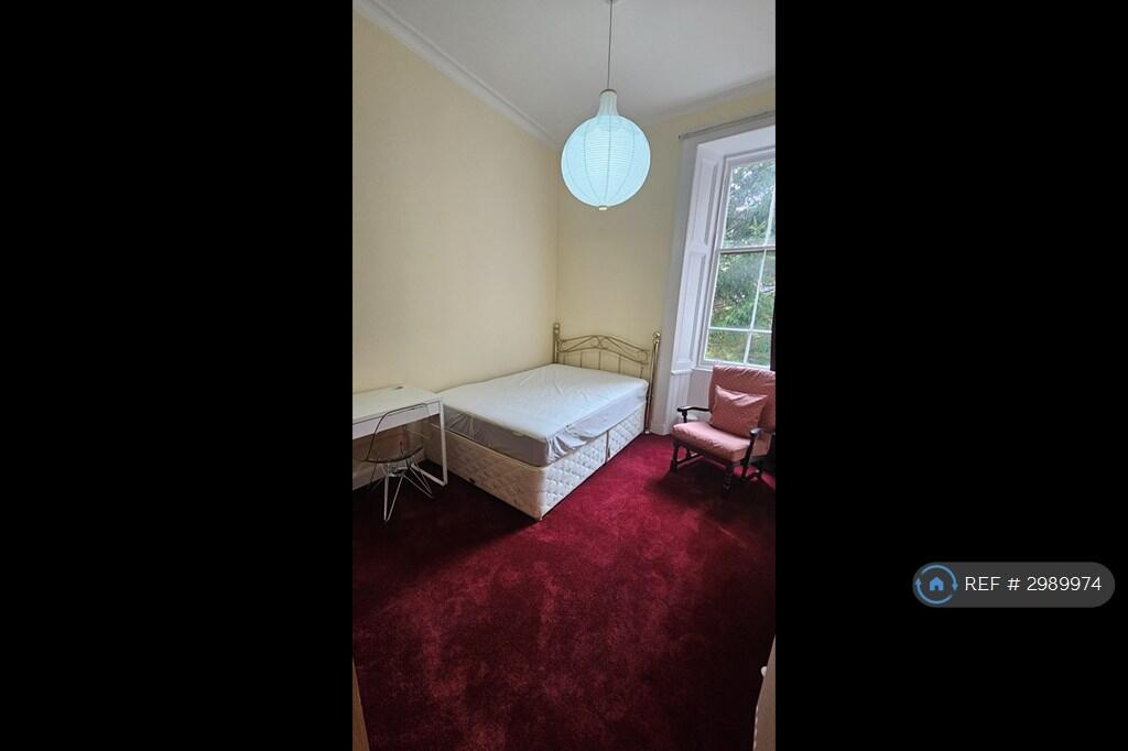 Apartment in Glasgow, North Kelvinside, Hillhead - View 3