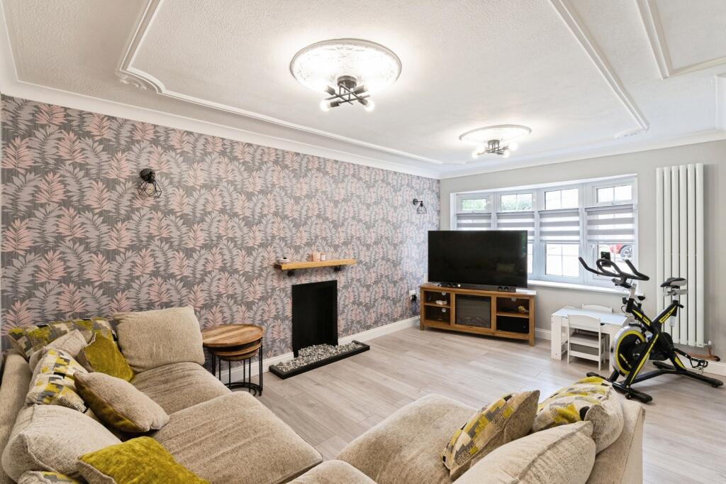 Main image of property: Leaway, Billericay, Essex, CM12