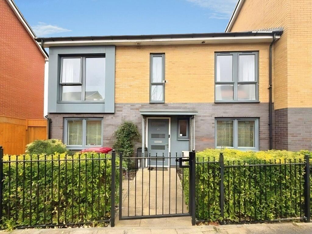 Main image of property: Greenham Avenue, Reading, RG2