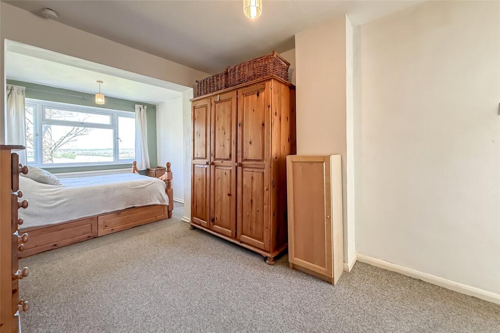Additional image 6 of Springfield Crescent, Harpenden, Hertfordshire, AL5