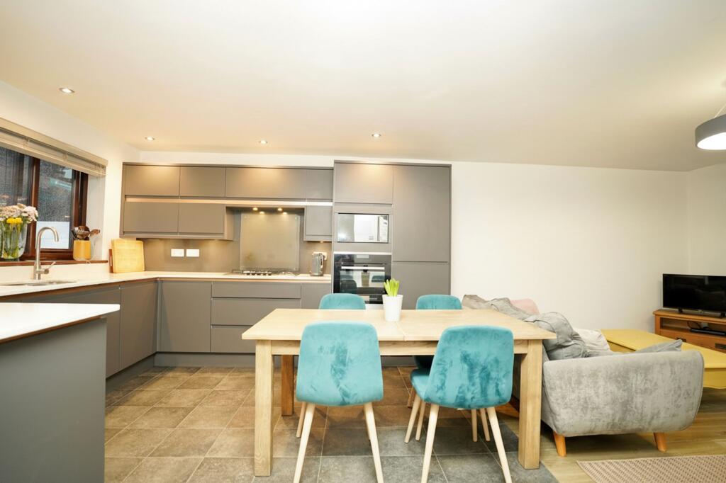 Bohelland Road, Penryn, TR10 photo 3