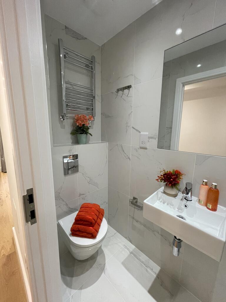 Apartment in London - View 3