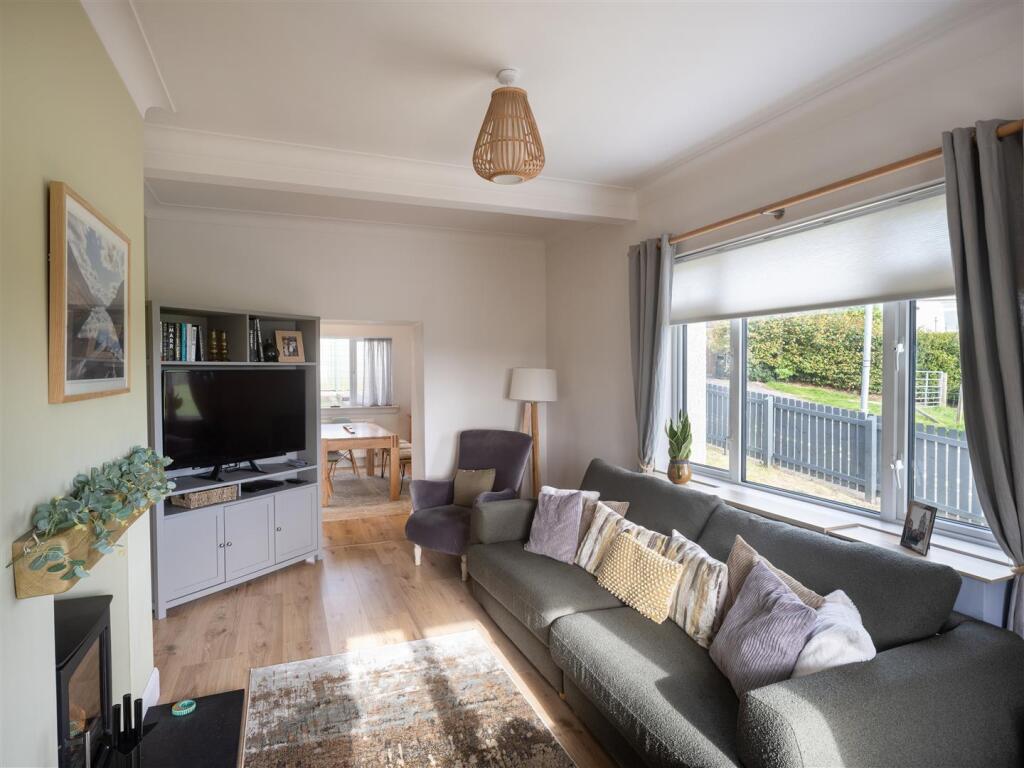 House in Glassford, South Lanarkshire - View 3