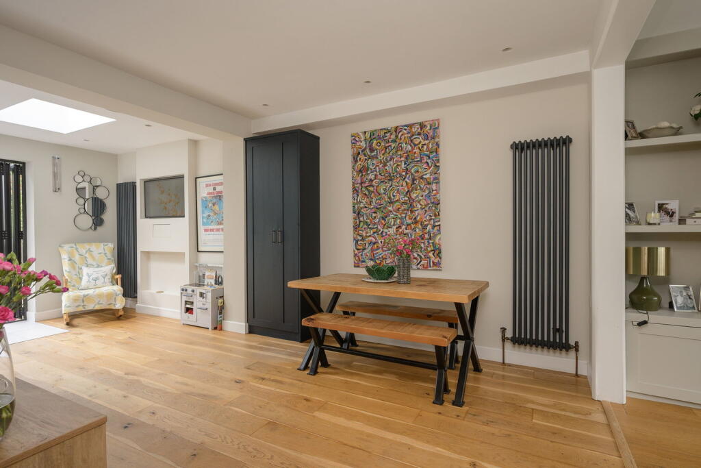House in New Malden, West Barnes - View 4